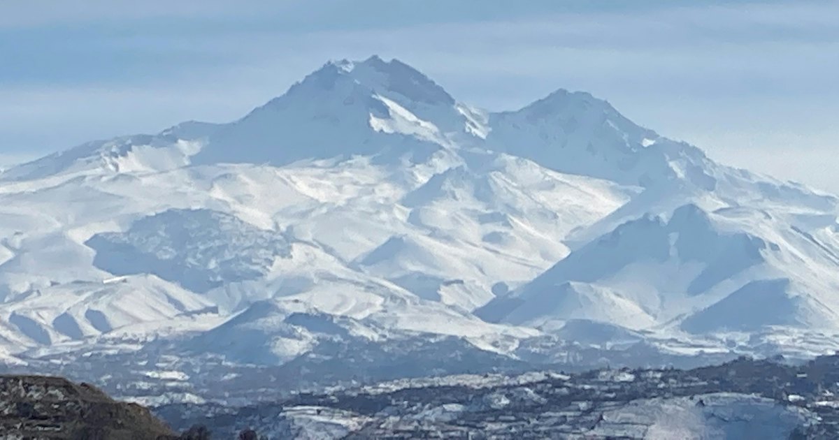 Karlı Erciyes Dağı